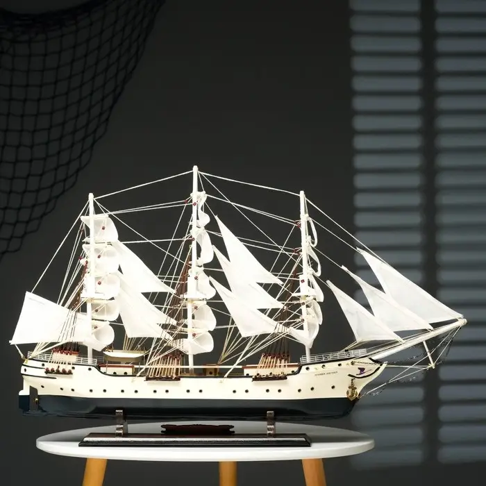 Сувенирная модель корабля &laquo;Витязь&raquo;, 79&times;55 см