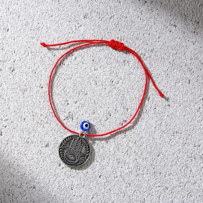Браслет-талисман (3 шт) «Притягивает удачу», красная нить, длина 24 см