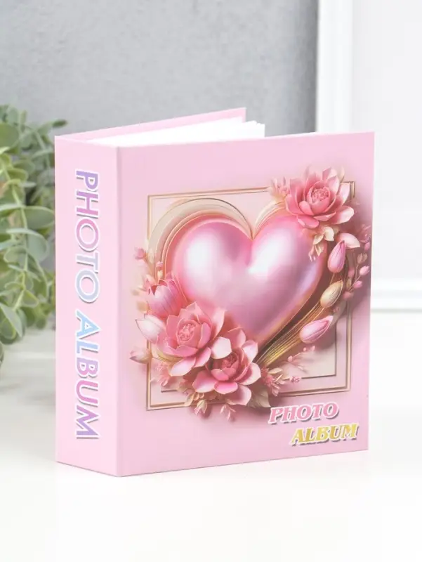 Фотоальбом на 40 фото 10х15 см "Розовое сердце в цветах" в коробке 4,5х14х17 см