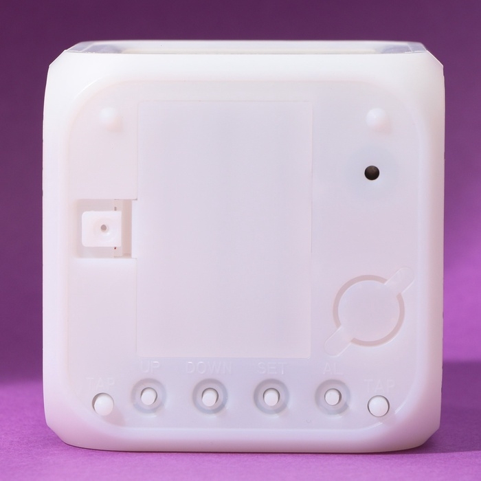 Часы будильник электронные «Котик», мод.49, 7,8 х 7,8 см. Часы будильник электронные «Котик», мод.49, 7,8 х 7,8 см.