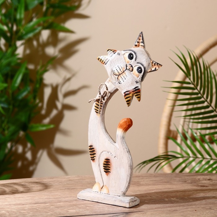 Сувенир на подставке Сувенир на подставке "Кошечка" дерево 14х4,5х30 см