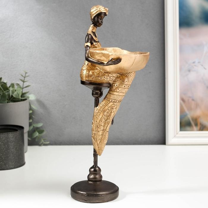 Сувенир полистоун подставка  Сувенир полистоун подставка "Африканка с блюдом, в золотом наряде" 31,5х10,5х12,5 см