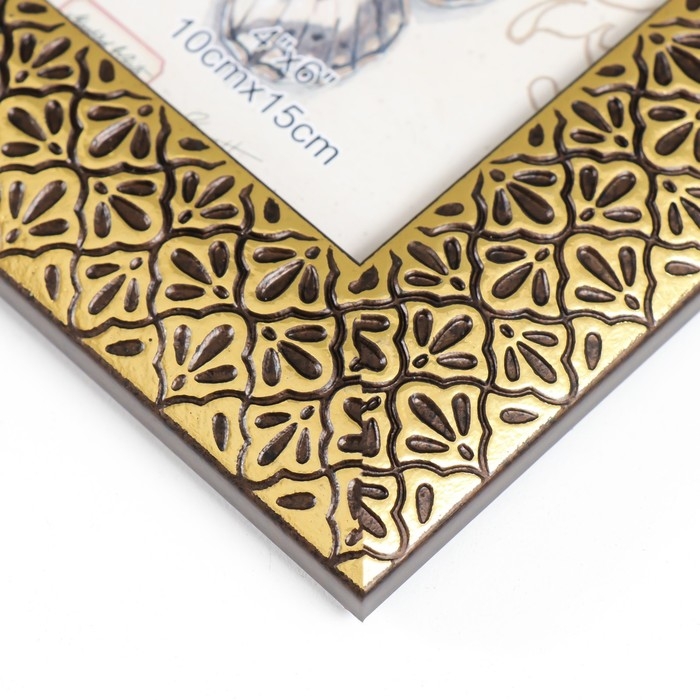 Фоторамка пластик 10х15 см Фоторамка пластик 10х15 см "Золотые лепестки ромашки" чёрная 19,5х14,5 см