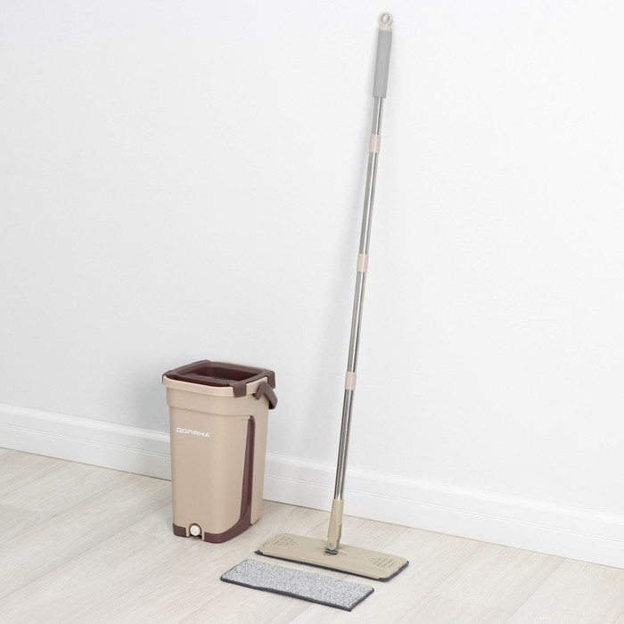 Швабра с отжимом и ведро Доляна: швабра плоская, ведро с отсеками для полоскания и отжима 8 л, запасная насадка из микрофибры, цвет МИКС Швабра с отжимом и ведро Доляна: швабра плоская, ведро с отсеками для полоскания и отжима 8 л, запасная насадка из микрофибры, цвет МИКС