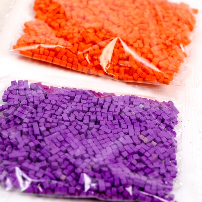 Набор для творчества: аппликация EVA крошкой и раскраска + маска на резинке «Бабочка»