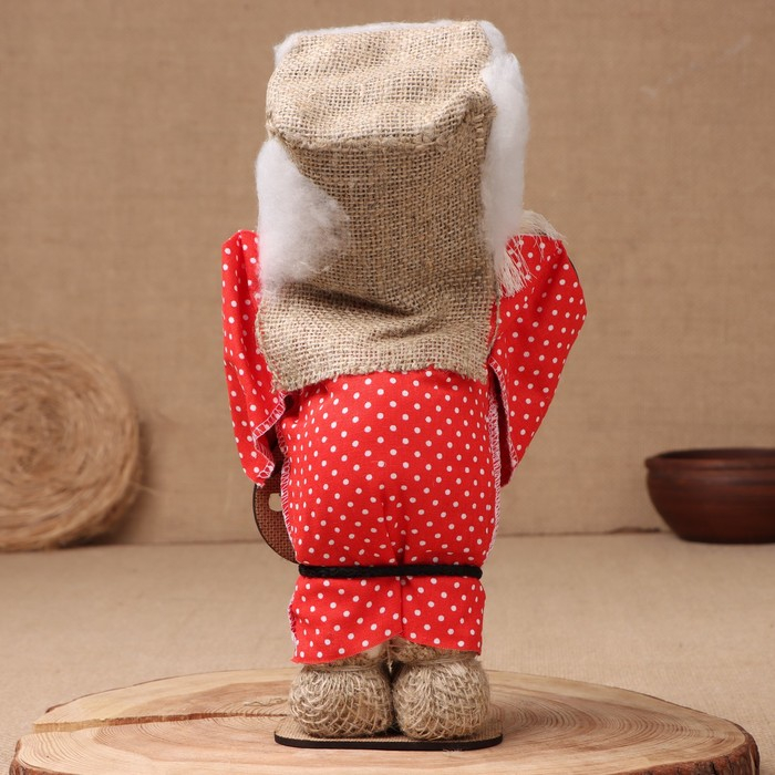 Оберег-домовой Оберег-домовой "Славуся в меховой шапке с ложкой и подковой", средний, 33х23х10 см, микс