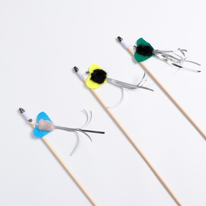 Дразнилка - удочка  Дразнилка - удочка "Сердце с норкой и дождиком" на деревянной палочке, микс цветов