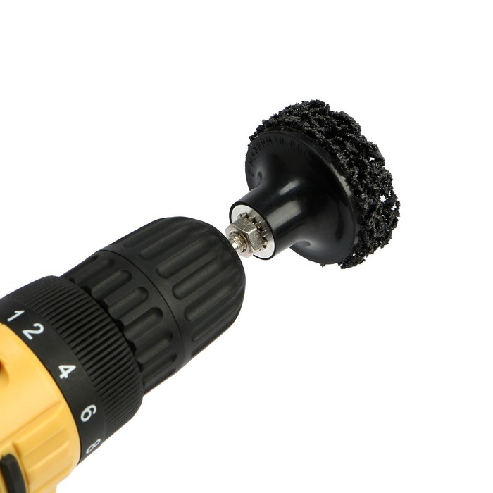 Набор кругов ТУНДРА, коралловый, 2 войлочных, 2 лепестковых, 50 мм, с адаптером, 6 шт. Набор кругов ТУНДРА, коралловый, 2 войлочных, 2 лепестковых, 50 мм, с адаптером, 6 шт.