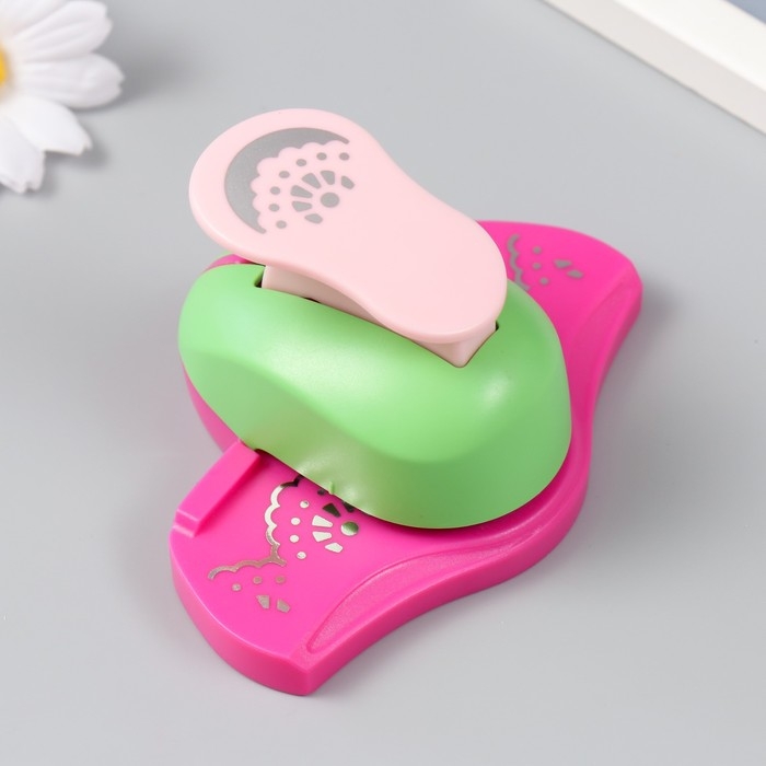 Дырокол фигурный для края вырубка 3х3 см Дырокол фигурный для края вырубка 3х3 см "Одуванчик" МИКС 10,5х7,5х5,5 см