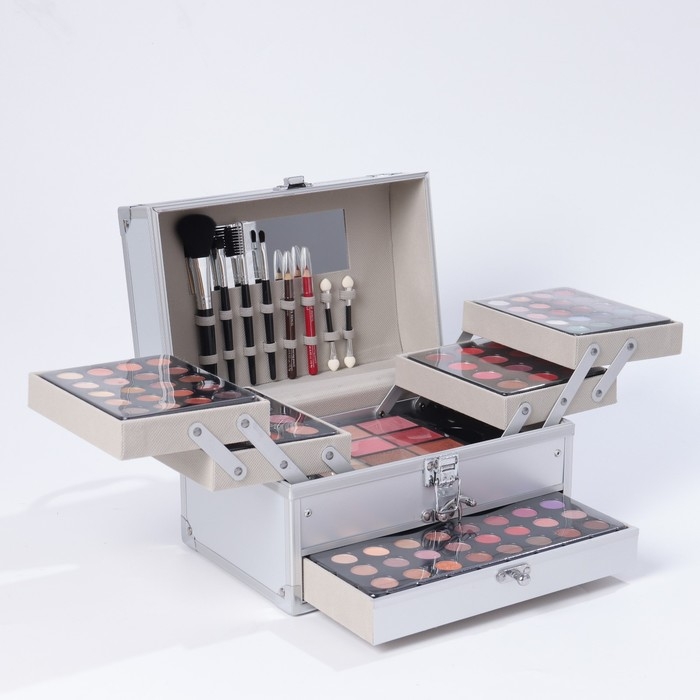 Набор профессиональной косметики Набор профессиональной косметики"Miss Young" №16