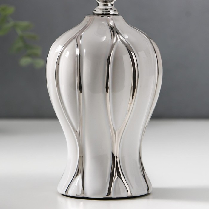 Лампа настольная 16738/1WT E14 40Вт белый  h.32см RISALUX