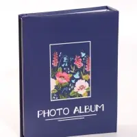 Фотоальбом на 200 фото &laquo;Полевые цветы&raquo;, 10&times;15 см, 17.5&times;5.2&times;23 см, синий