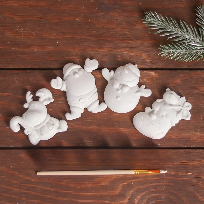 Набор новогодних магнитов под раскраску 4 шт. «Сказочный», кисть Набор новогодних магнитов под раскраску 4 шт. «Сказочный», кисть