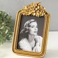 Фоторамка полистоун 13х18 см "Цветочный венок" золото 25х16,5х1,5 см