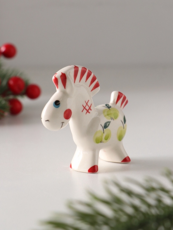 Статуэтка фарфоровая Статуэтка фарфоровая "Лошадка Яблоко зеленое", 7 см