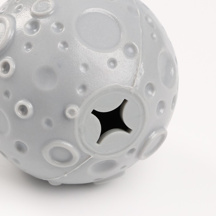 Игрушка под лакомства  Игрушка под лакомства "Луна", 7 см, серая