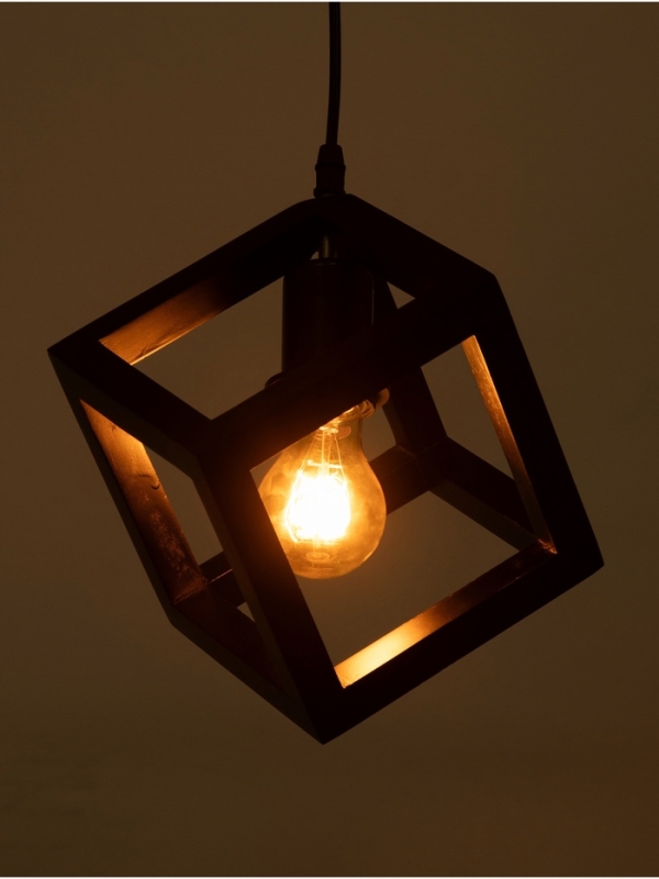 Светильник BayerLux ЭКО "Куб" 1х40Вт Е27 черный 27х27х100см