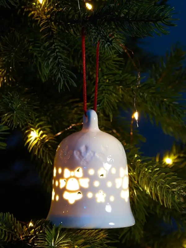 Ёлочный шар с подсветкой &laquo;Колокольчик&raquo;, 10.5&times;8.3&times;8.3 см, 1 LED, керамика, от батареек LR44&times;3, керамика, свечение тёплое белое