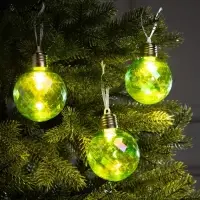 Набор ёлочных шаров &laquo;Акценты зелёного&raquo;, 3 шт., d=7 см, 3 LED, от батареек AG13&times;9, свечение тёплое белое