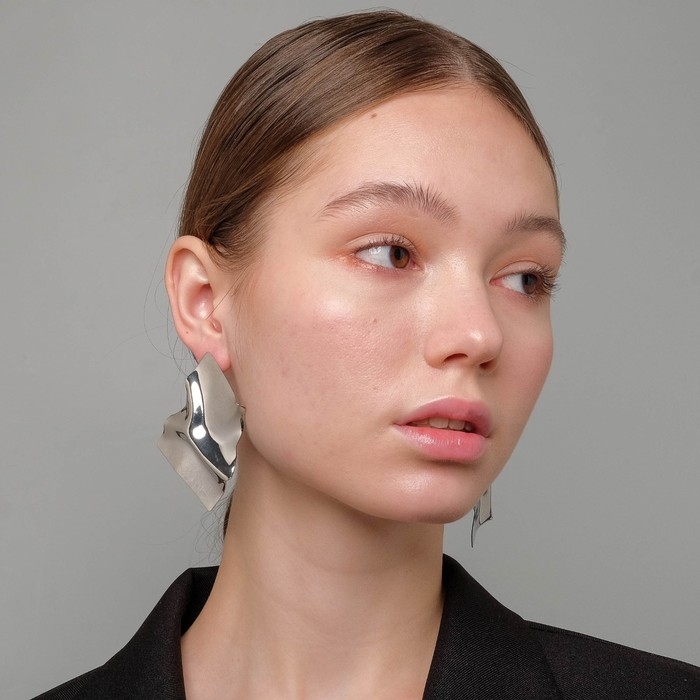 Серьги металл «Атмосфера» ромб мятый, цвет серебро Серьги металл «Атмосфера» ромб мятый, цвет серебро