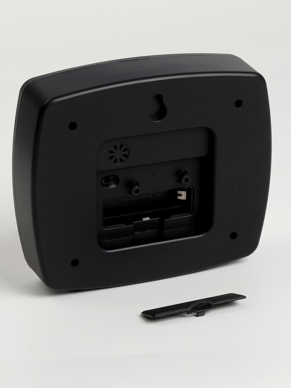 Часы будильник настольные, на батарейках, 14 х 12.8 х 4.5 см, циферблат 13.5 х 11.6 см Часы будильник настольные, на батарейках, 14 х 12.8 х 4.5 см, циферблат 13.5 х 11.6 см