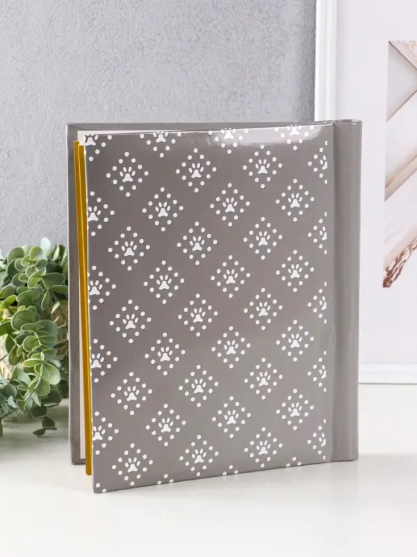 Фотоальбом 10 магнитных листов Фотоальбом 10 магнитных листов "Друзья" 23X28см, пер-т внутр.спираль