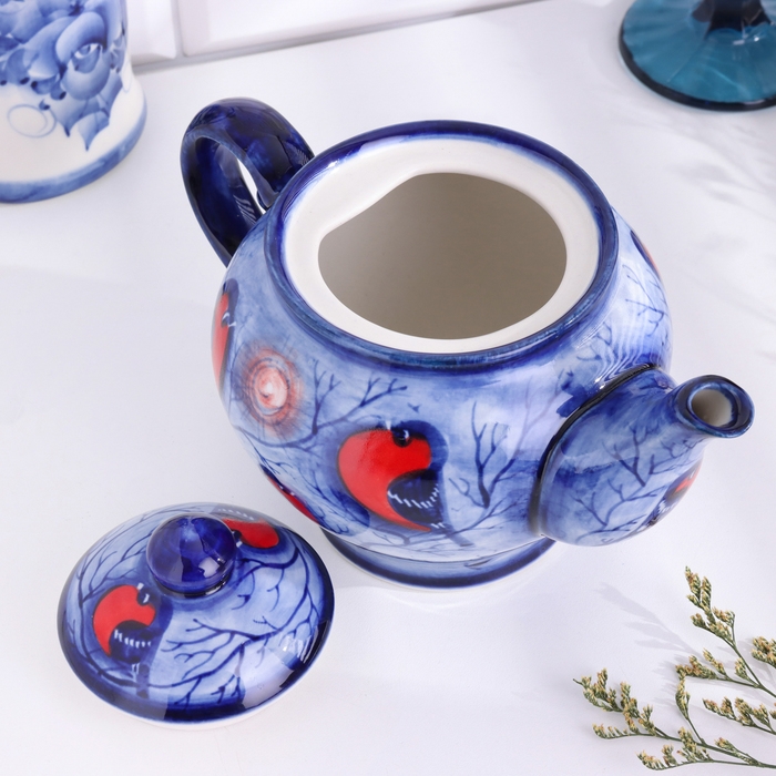 Чайник Чайник "Уют", снегири, маленький, 14 х 14 см, гжель