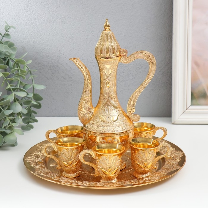 Набор винный кувшин, 6 бокалов и поднос  Набор винный кувшин, 6 бокалов и поднос "Стамбул. Медальон и узоры" золото