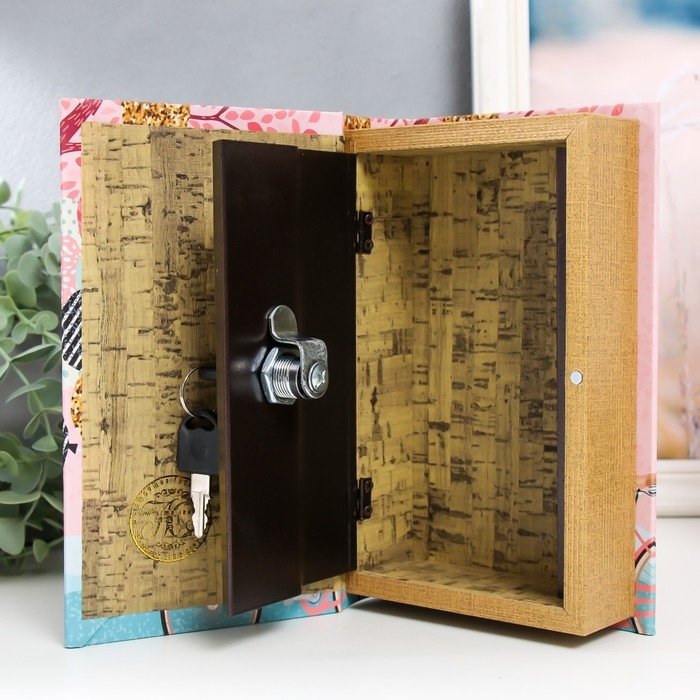 Сейф-книга дерево кожзам Сейф-книга дерево кожзам "Велосипед с воздушными шарами" 21х13х5 см