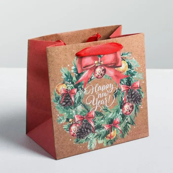 Пакет подарочный новогодний крафтовый квадратный «С Новым годом», 14 х 14 х 9 см Пакет подарочный новогодний крафтовый квадратный «С Новым годом», 14 х 14 х 9 см