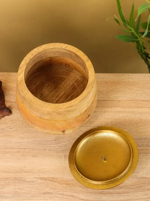 Конфетница с крышкой "Грильяж" алюминиевая с манговым деревом 17,5х17,5х18 см