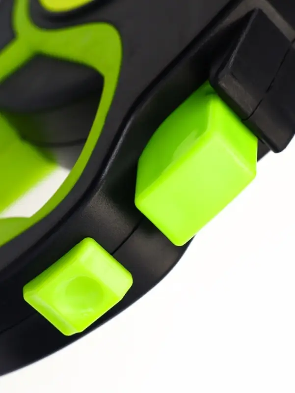 Рулетка &laquo;Пижон&raquo;, 8 м, до 40 кг, трос, светоотражающая, прорезиненная ручка, зелёная