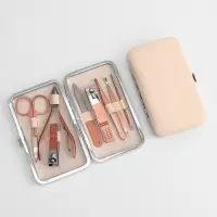 Набор маникюрный, 8 предметов, в футляре, цвет бежевый, розовое золото
