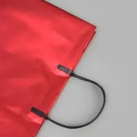 Пакет подарочный ПВХ, вишневый, пластиковая ручка, 32&times;28&times;11 см
