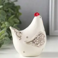 Сувенир керамика "Курочка с цветами на крылышках" 8х6,4х9,2 см