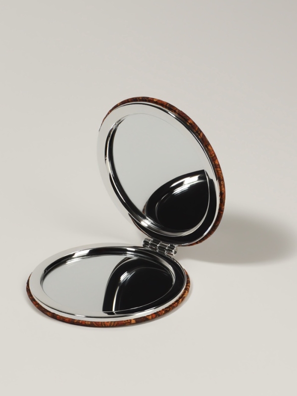 Зеркало складное «Орнамент», d = 7,2 см, с увеличением, цвет коричневый