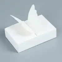Коробка для 6 конфет бабочка, 12.6×8.3×4 см