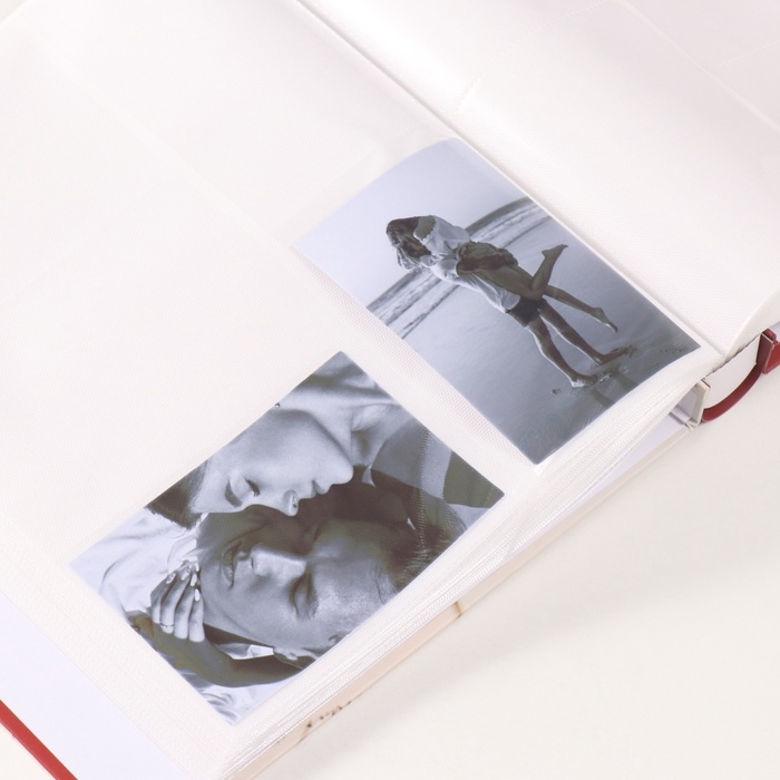 Фотоальбом на 800 фото 10х15 см Фотоальбом на 800 фото 10х15 см "Роза и перьевая ручка" в коробке 5,5х30,5х33,5 см