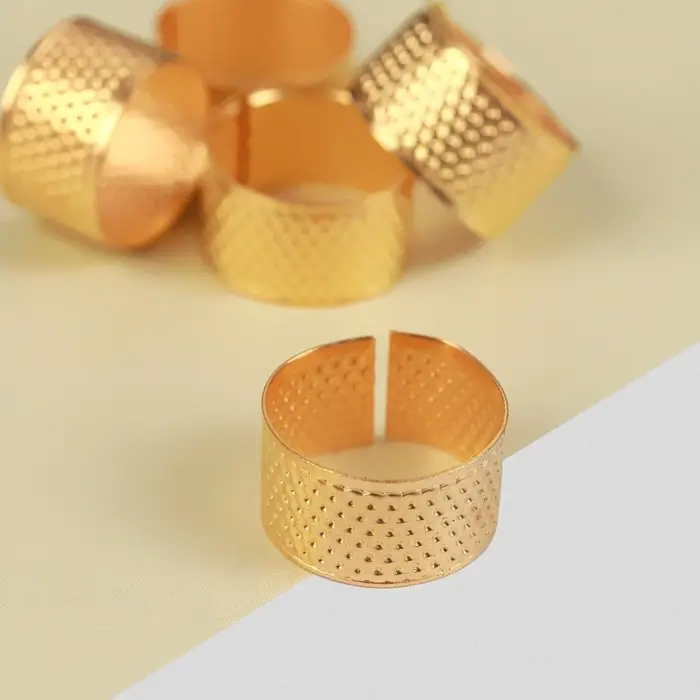 Напёрсток-кольцо, безразмерное, 1.5&times;1.5&times;1 см, 5 шт., цвет золотой