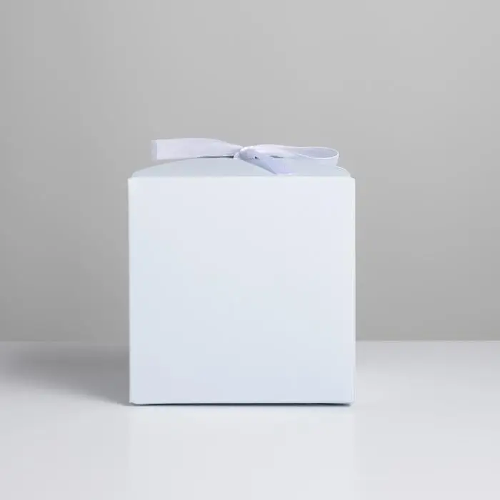 Коробка подарочная складная, упаковка, «Голубая», 12 х 12 х 12 см Коробка подарочная складная, упаковка, «Голубая», 12 х 12 х 12 см