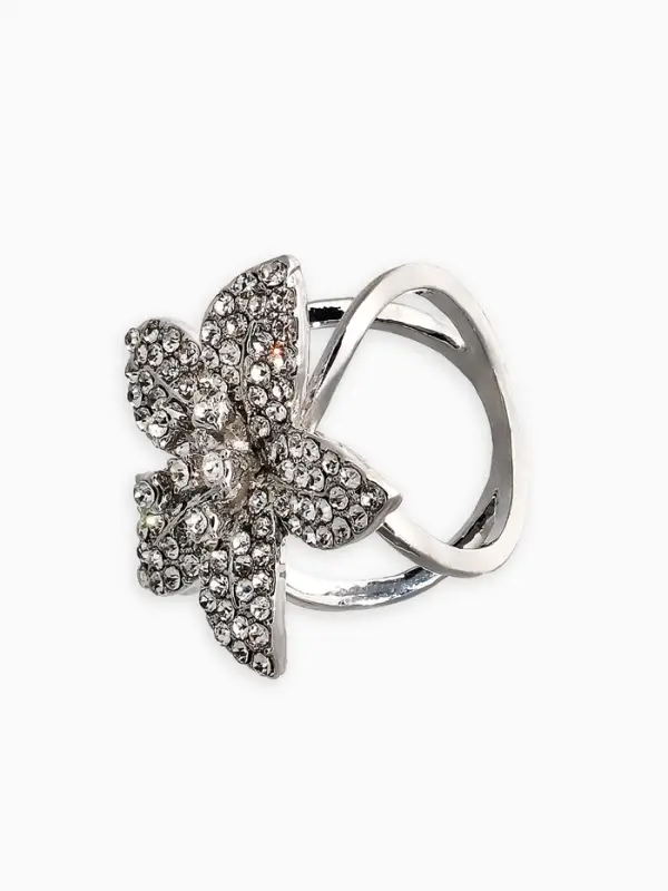 Кольцо для платка &laquo;Цветок Лилии&raquo;, белое в серебре