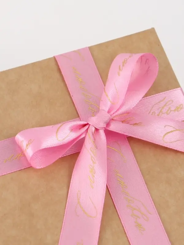 Лента атласная с тиснением &laquo;С любовью&raquo;, розовая, 2 см &times; 22.5 (&plusmn; 1) м