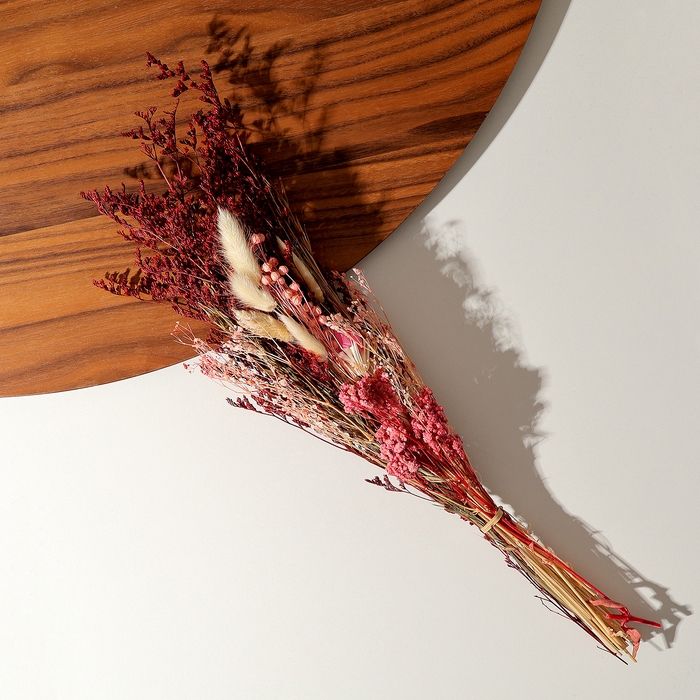 Букет из сухоцветов «Притяжение», 52 × 12 × 8 см Букет из сухоцветов «Притяжение», 52 × 12 × 8 см