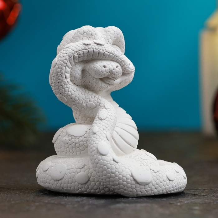 Новый год. Символ 2025. Фигура для раскраски  Новый год. Символ 2025. Фигура для раскраски "Змея подглядывает", 5,5 х 6,5 см