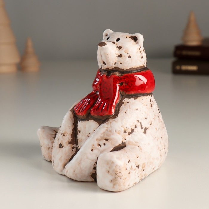 Сувенир керамика Сувенир керамика "Белый удивлённый мишка в красном шарфе" 9,4х11,4х10,1 см