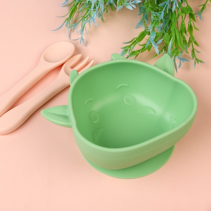 Тарелка детская на присоске, силиконовая, цвет бирюзовый, р-р: 12х15х5,5 см Тарелка детская на присоске, силиконовая, цвет бирюзовый, р-р: 12х15х5,5 см