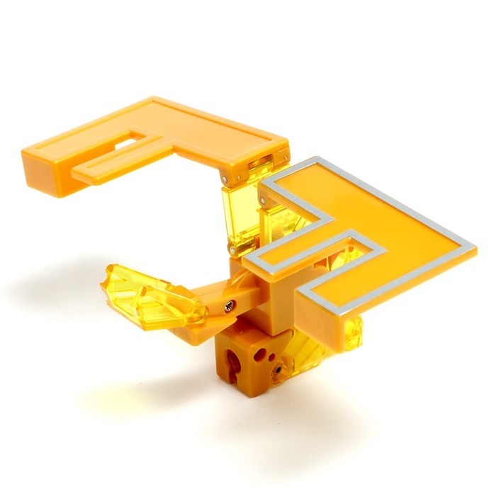 Робот-буква F, трансформируется в Петуха