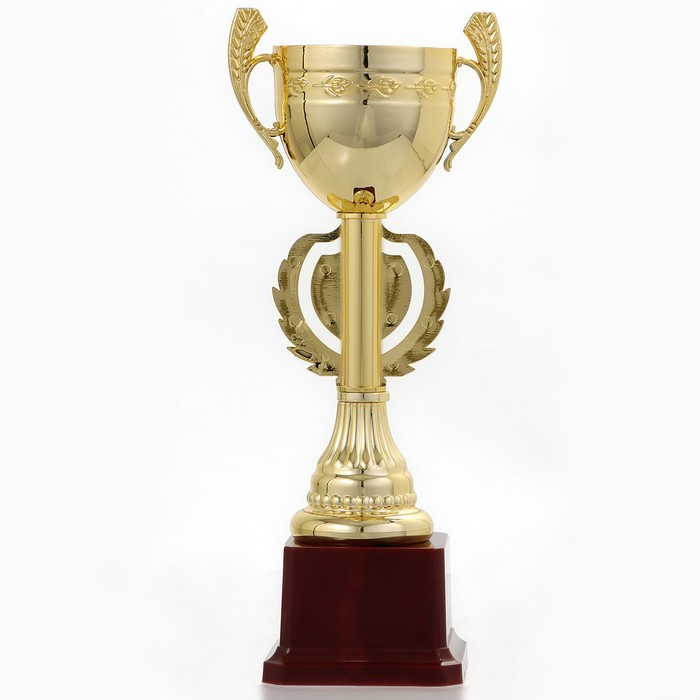 Кубок 081, наградная фигура, золото, подставка пластик, 24,7 х 9,7 х 7,5 см. Кубок 081, наградная фигура, золото, подставка пластик, 24,7 х 9,7 х 7,5 см.
