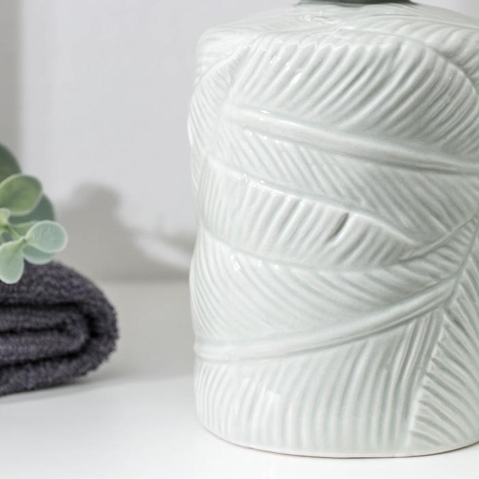 Набор аксессуаров для ванной комнаты «Листва», 2 предмета (дозатор для мыла 300 мл, стакан), цвет серый Набор аксессуаров для ванной комнаты «Листва», 2 предмета (дозатор для мыла 300 мл, стакан), цвет серый