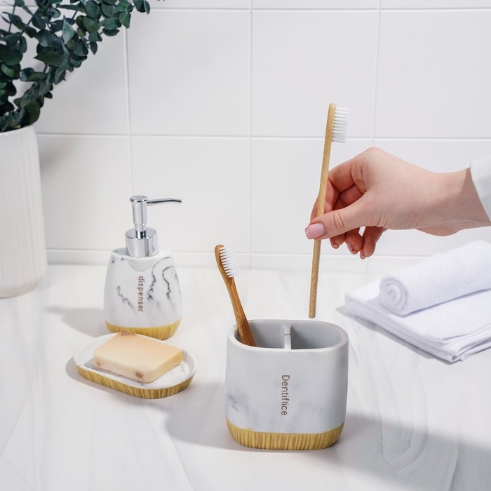 Набор аксессуаров для ванной комнаты For, 3 предмета (дозатор 150 мл, мыльница, стакан) Набор аксессуаров для ванной комнаты For, 3 предмета (дозатор 150 мл, мыльница, стакан)